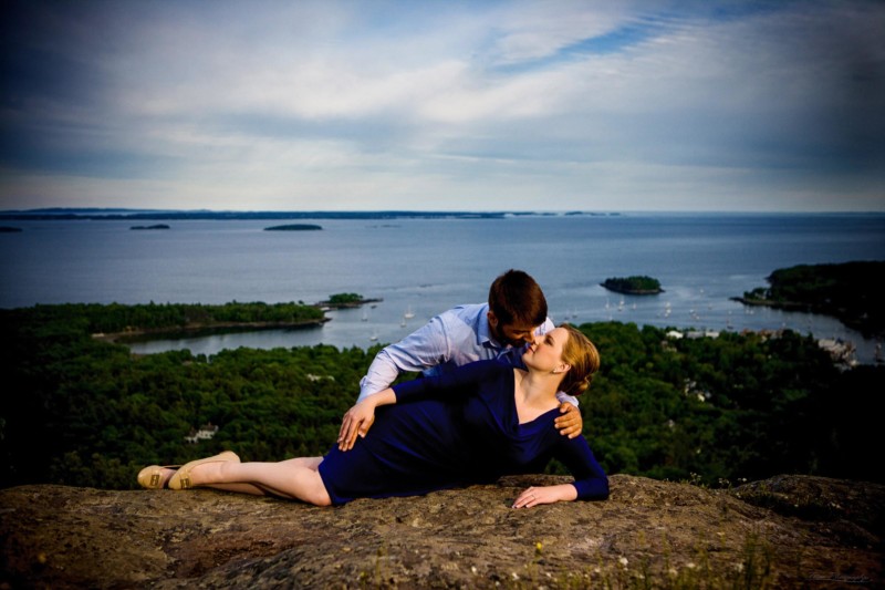 Camden Maine engagement pictures photoshoot