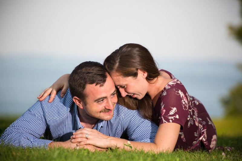 Portland, Maine engagement pictures at Fort Williams Park