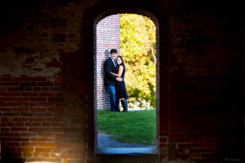 engagement picture through keyhole