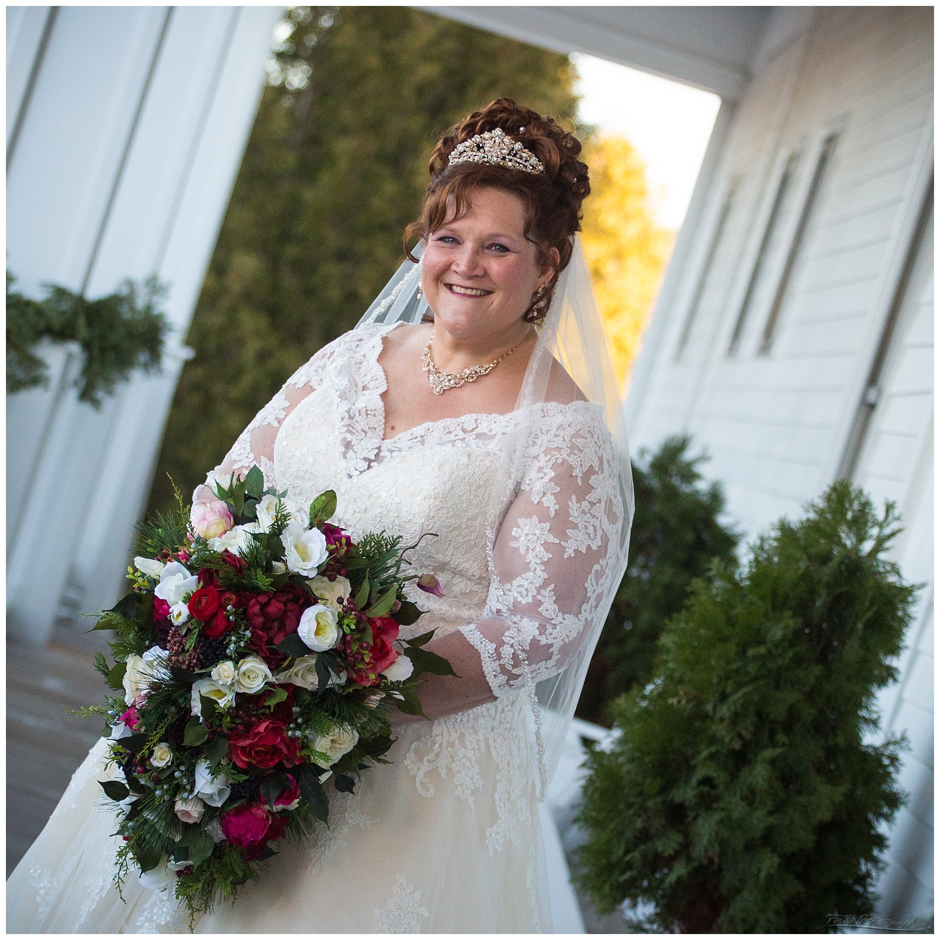Heather's bouquet from Jardiniere was perfect for a Christmas wedding!