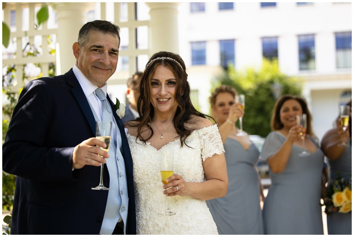 wedding couple with champagne