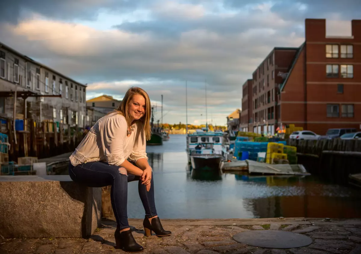 maine high school senior pictures at waterfront in portland
