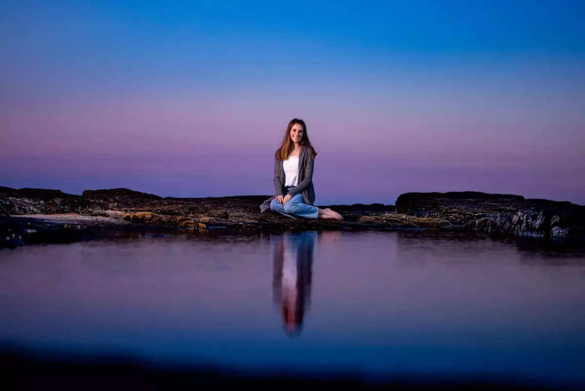 thornton high school senior pictures of girl at beach in maine with sunset