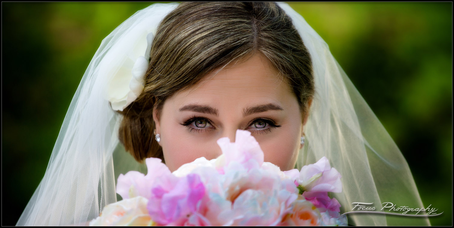 Close up of beautiful brides eyes