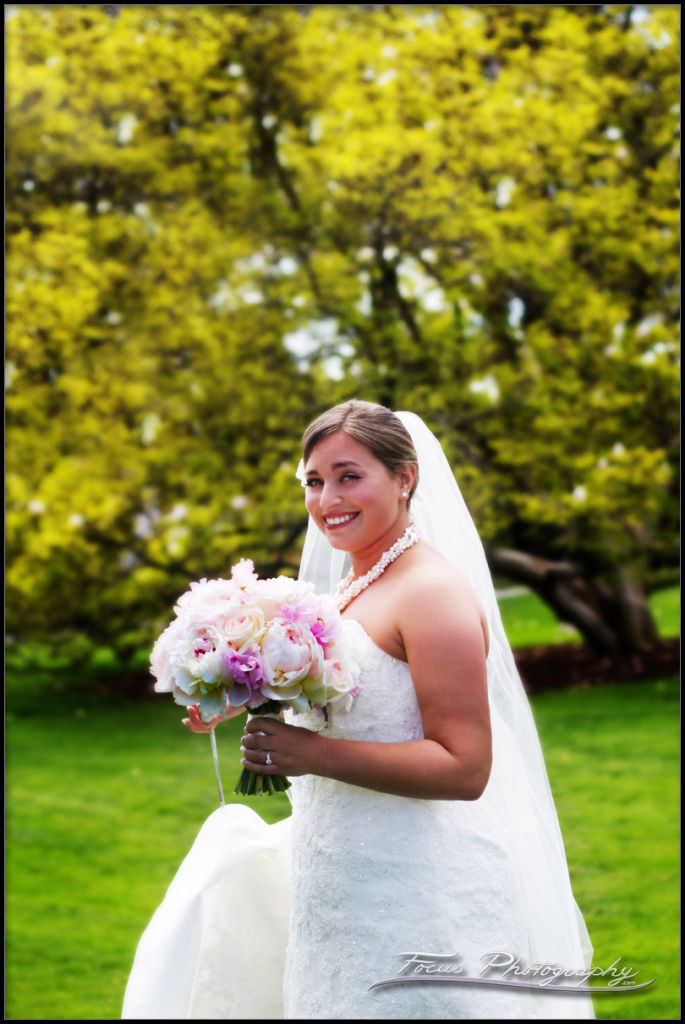 bride and wedding flowers at Wenthworth by the sea