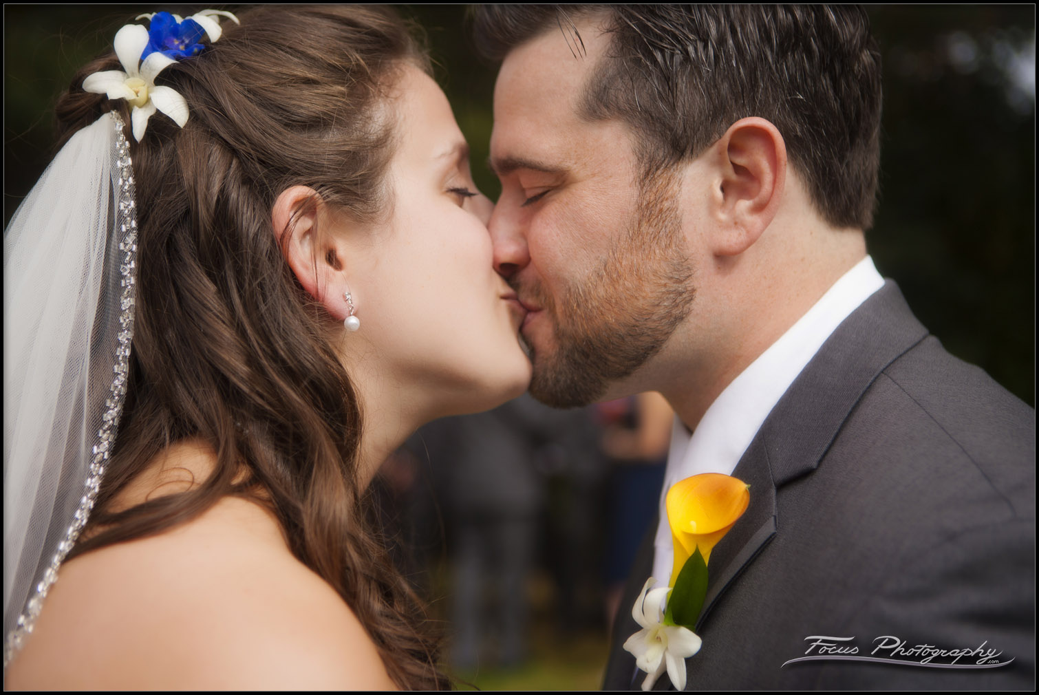 Wedding photography at Colony Hotel in Maine